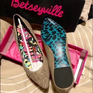 New Betseyville Flats